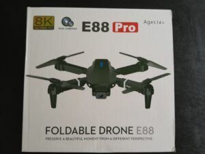 Dron E88 Pro Quadcoptero Plegable Con 2 Cámaras Hd.